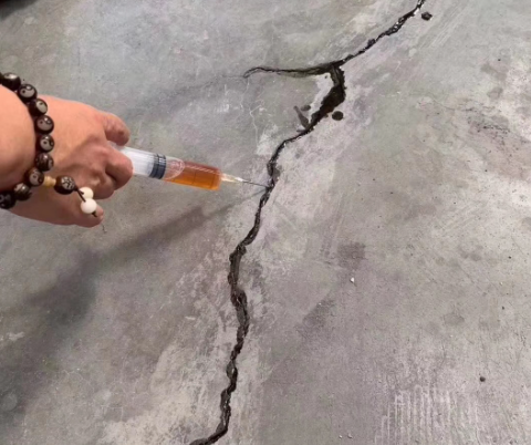 翰林镇混凝土裂缝修补技术详解​