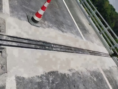 翰林镇伸缩缝更换后浇筑材料快速结构修补料速砼的产品特点及施工流程​